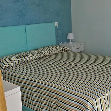 Alojamento de Acomodação e Pequeno-almoço Mare Torre San Giovanni Ugento